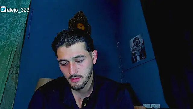 alejo  323   online show from 03-05-26, 03:02