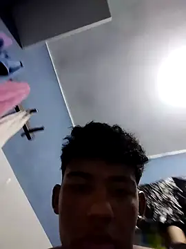 Snapshot of Lale-Adrian chatting on 12-03-25, 09:57 Lale-Adrian online show from 12-03-25, 09:57