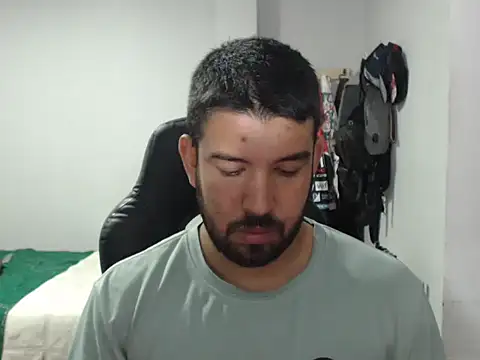 Axel11113 online show from 11-25-25, 02:33