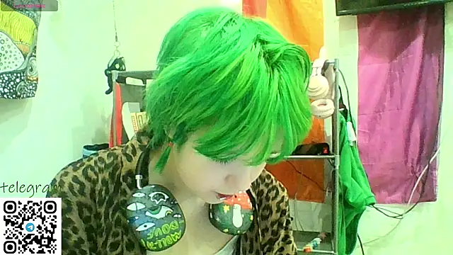 CarolineRichter online show from 02-14-26, 01:13