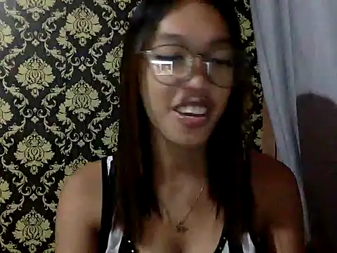 Snapshot of your_wifey chatting on 09-23-25, 09:56 your wifey online show from 09-23-25, 09:56