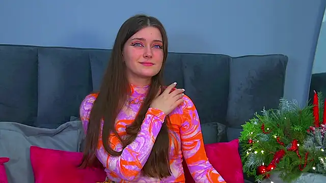 Snapshot of JessicaJewells chatting on 12-03-25, 06:39 JessicaJewells online show from 12-03-25, 06:39