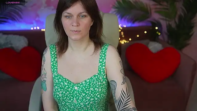 TinaMelt online show from 05-23-26, 06:45