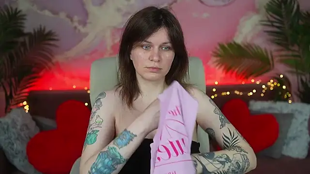 TinaMelt online show from 06-06-26, 06:56