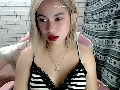 Rainea149 online show from 11-08-25, 02:50