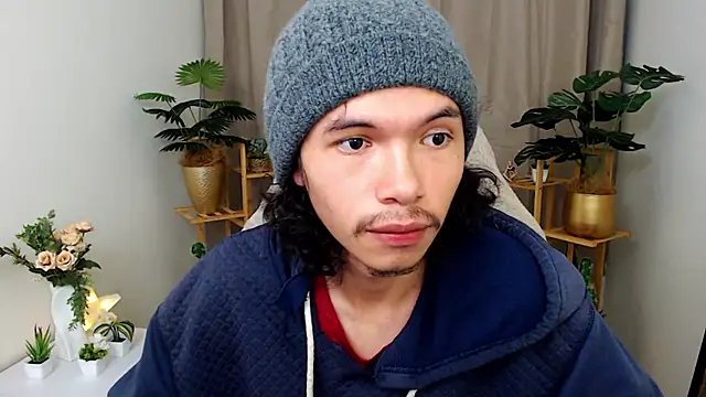 Xoxo Smiles online show from 11-30-25, 11:03