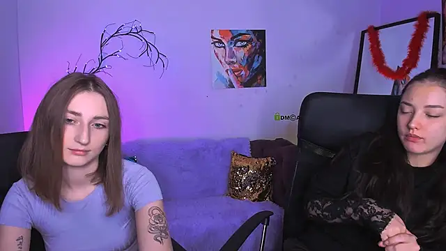 eva smiith  online show from 11-12-25, 06:58