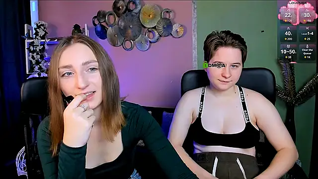 eva smiith  online show from 11-13-25, 07:51