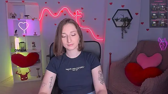 eva smiith  online show from 06-12-26, 05:50
