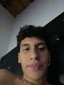 Snapshot of Badboynoirsex chatting on 09-12-25, 07:14 Badboynoirsex online show from 09-12-25, 07:14