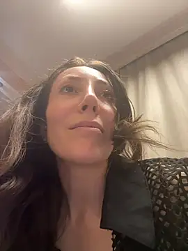 HellaryTourent online show from 02-09-26, 05:39