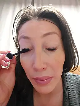 HellaryTourent online show from 02-23-26, 02:53