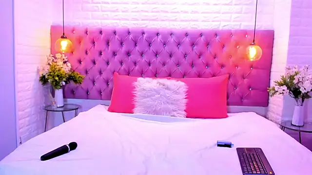 amber sparkle online show from 09-19-25, 12:50