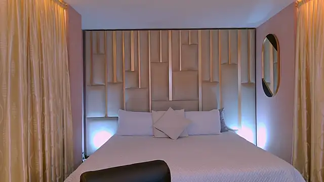 AgathaKondo  online show from 12-21-25, 11:12