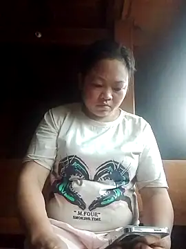 Snapshot of MaySweetb chatting on 10-02-25, 11:12 MaySweetb online show from 10-02-25, 11:12