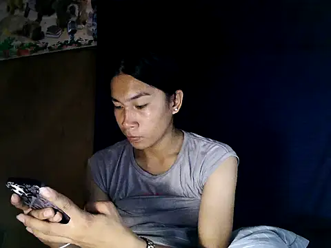 Snapshot of Asian_PrettyAle chatting on 09-26-25, 02:37 Asian PrettyAle online show from 09-26-25, 02:37