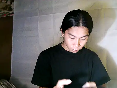 Asian PrettyAle online show from 12-16-25, 12:04