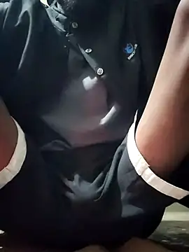 Snapshot of RAYI_Queen_4 chatting on 12-01-25, 04:56 RAYI Queen 4 online show from 12-01-25, 04:56