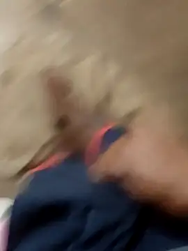 Snapshot of RAYI_Queen_4 chatting on 12-17-25, 04:24 RAYI Queen 4 online show from 12-17-25, 04:24