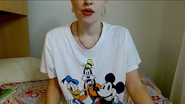 SatinQueen90 online show from 11-28-25, 09:34