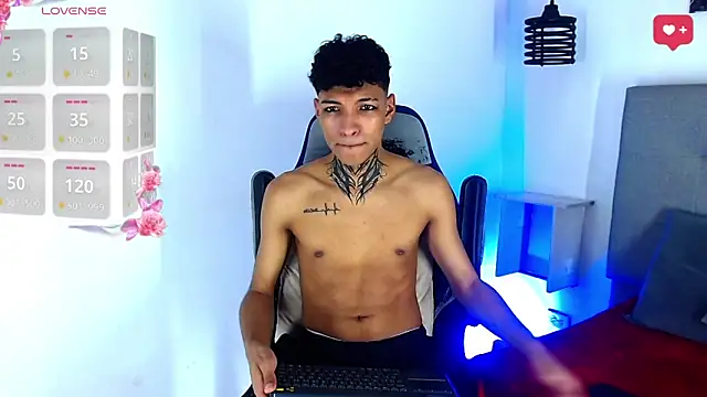 Rick Wade online show from 12-21-25, 03:35