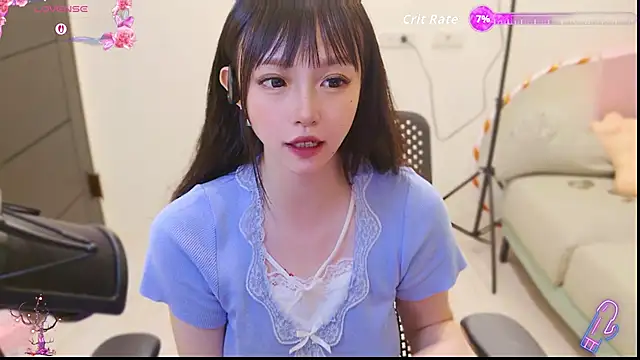 Yucheng  520 online show from 05-10-26, 12:54