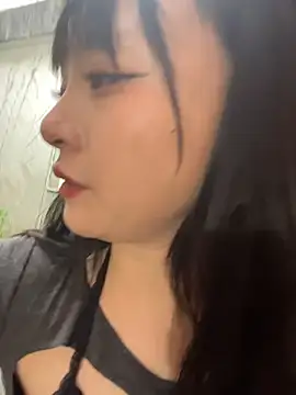 Yucheng  520 online show from 05-13-26, 09:39