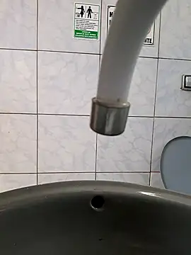 Snapshot of Negodabenga chatting on 09-30-25, 06:35 Negodabenga online show from 09-30-25, 06:35