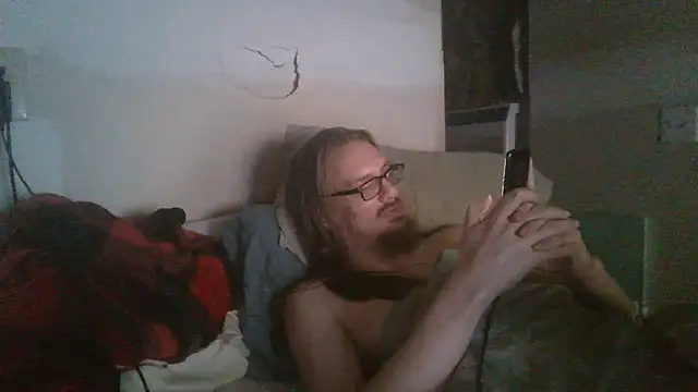 Snapshot of dandonn chatting on 06-17-26, 03:53 dandonn online show from 06-17-26, 03:53