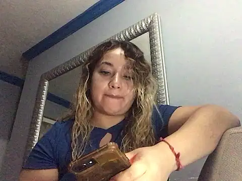 mooniebarbie1 online show from 07-28-26, 11:17