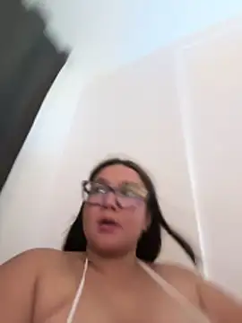 Kyleighc online show from 05-16-26, 01:02