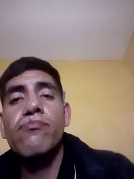 Snapshot of LosCabos1010 chatting on 12-16-25, 09:25 LosCabos1010 online show from 12-16-25, 09:25