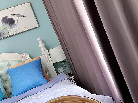 sarah111 online show from 11-19-25, 02:33