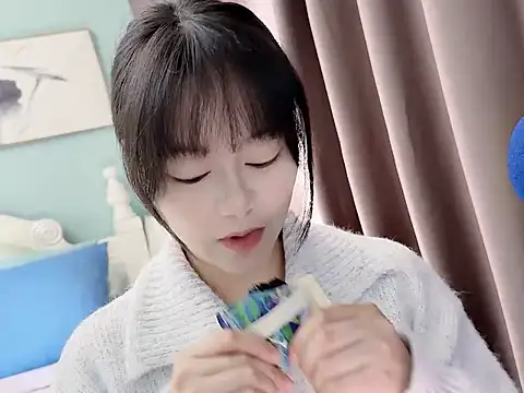 sarah111 online show from 11-30-25, 03:32