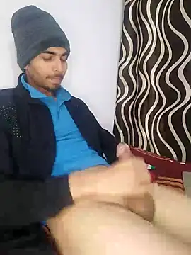 Snapshot of Sweetfucker_ chatting on 12-05-25, 08:34 Sweetfucker online show from 12-05-25, 08:34