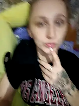 Lissa213 online show from 10-19-25, 05:35