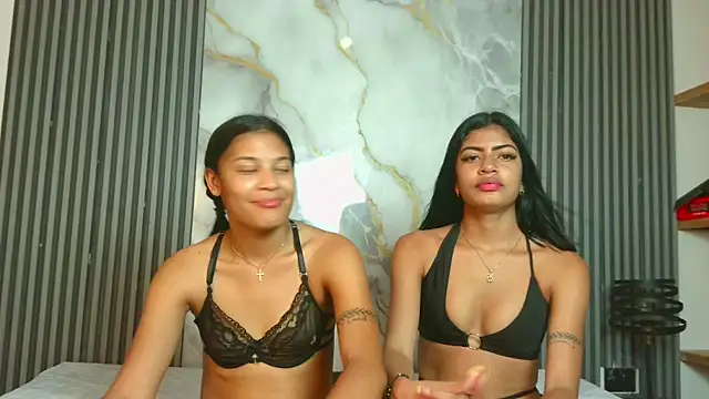 Snapshot of TifanyandLisa chatting on 11-06-25, 07:26 TifanyandLisa online show from 11-06-25, 07:26