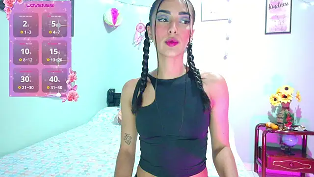 angelic coral online show from 12-22-25, 02:08