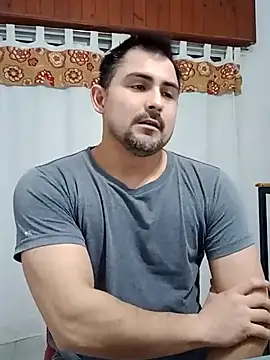 Bradd 32 online show from 06-24-26, 02:43