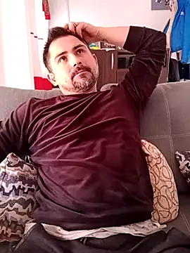 Bradd 32 online show from 07-02-26, 04:57