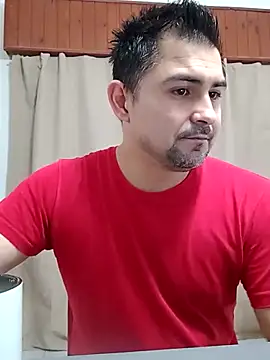 Bradd 32 online show from 07-07-26, 11:47
