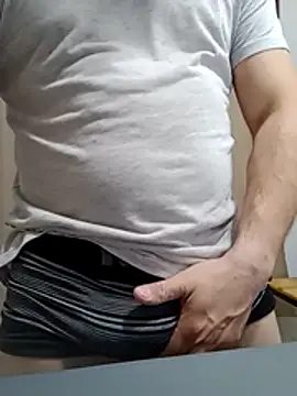Bradd 32 online show from 08-03-26, 03:38