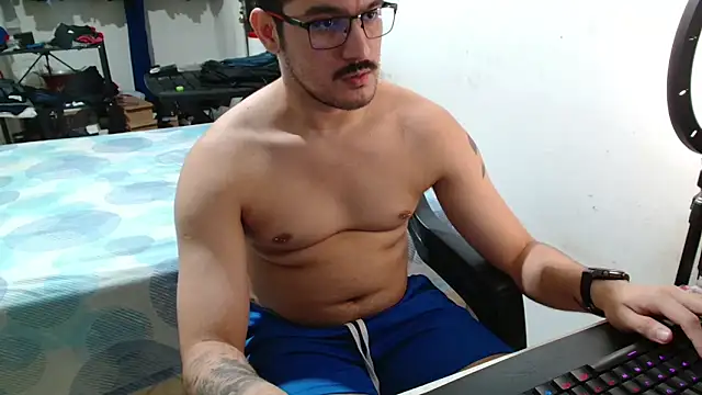 Leonino231 online show from 04-25-26, 10:40