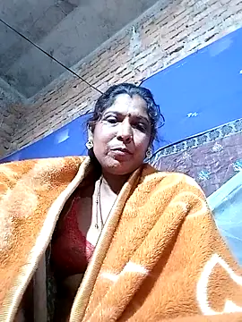 Savita992 online show from 12-16-25, 07:13