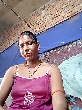 Snapshot of Savita992 chatting on 05-27-26, 05:26 Savita992 online show from 05-27-26, 05:26