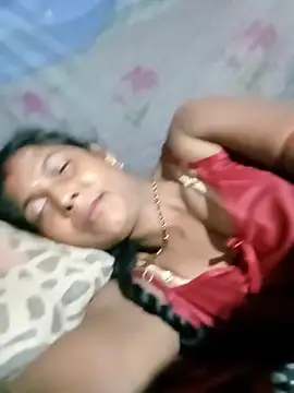 Snapshot of Savita992 chatting on 05-29-26, 11:36 Savita992 online show from 05-29-26, 11:36