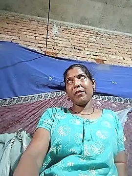 Snapshot of Savita992 chatting on 06-07-26, 11:03 Savita992 online show from 06-07-26, 11:03