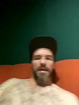 Snapshot of Fefeprazer chatting on 10-23-25, 02:33 Fefeprazer online show from 10-23-25, 02:33