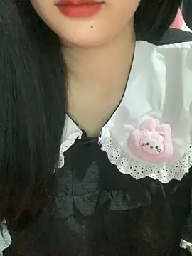 Linhtruong  online show from 11-06-25, 04:35