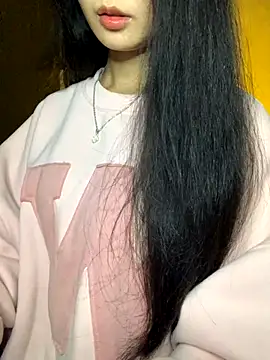 Nhinhi18 online show from 11-17-25, 03:07